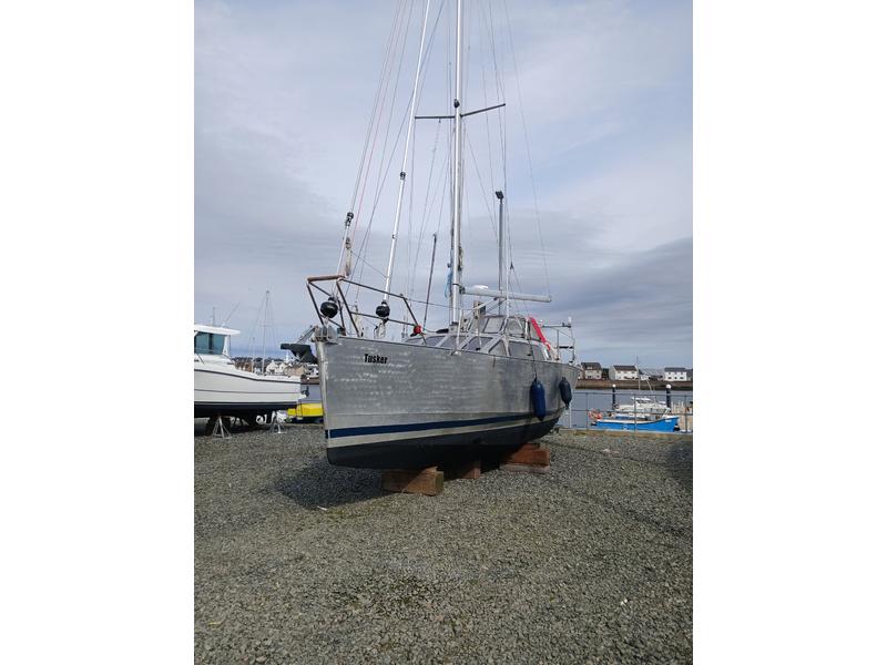 2015 Gilbert Caroff Chatam 330 Extreme located in  for sale