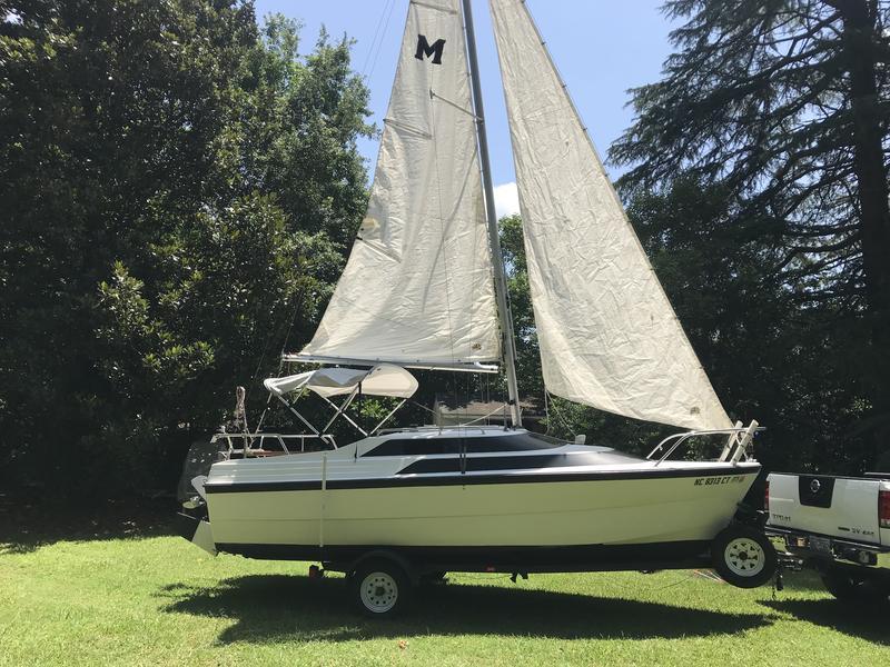 1995 MacGregor 19 located in Florida for sale