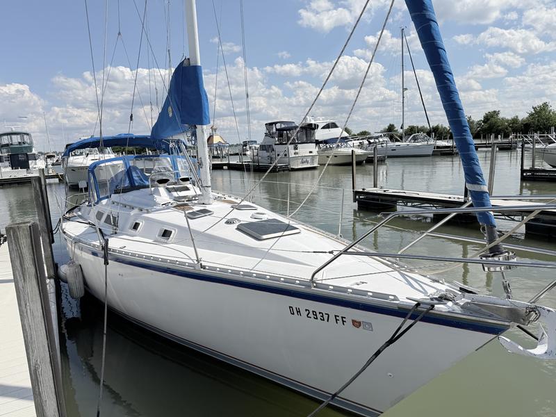 1984 Hunter Hunter34 located in Ohio for sale