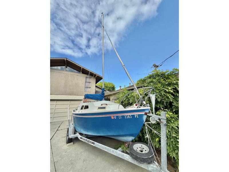 1998  West Wight Potter 1998 located in California for sale
