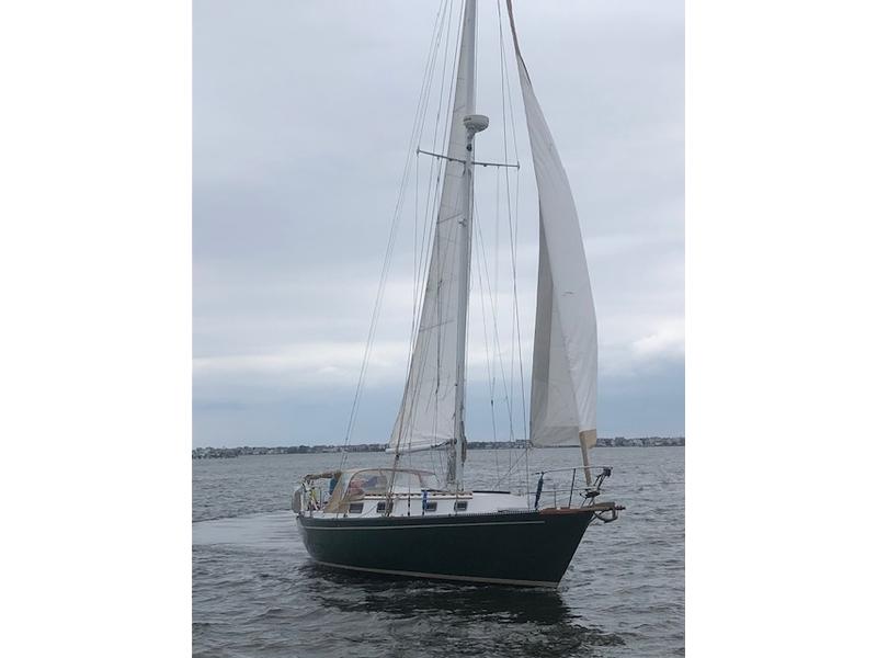 1979 Mariner Mariner 36 located in New Jersey for sale