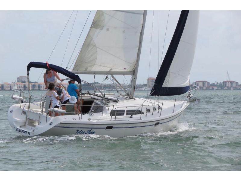 2001 Catalina MKII located in Florida for sale