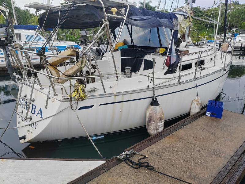 1984 CAL 35 located in Outside United States for sale