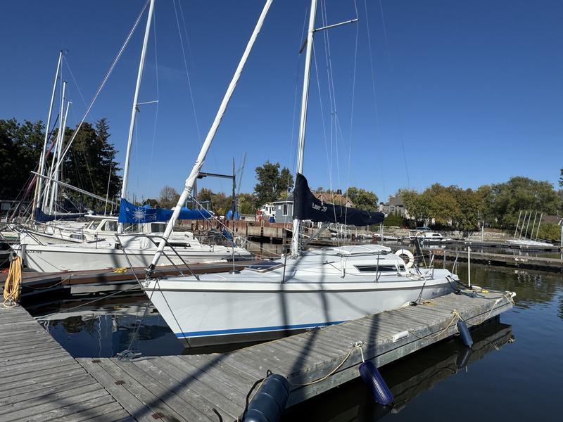 1986 Laser International Laser 28 located in Outside United States for sale