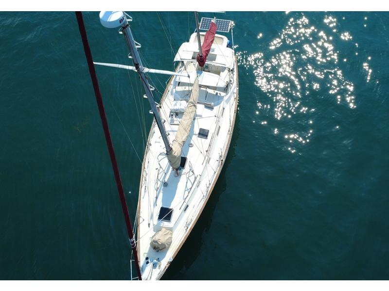 1978 Pearson 424 located in Illinois for sale