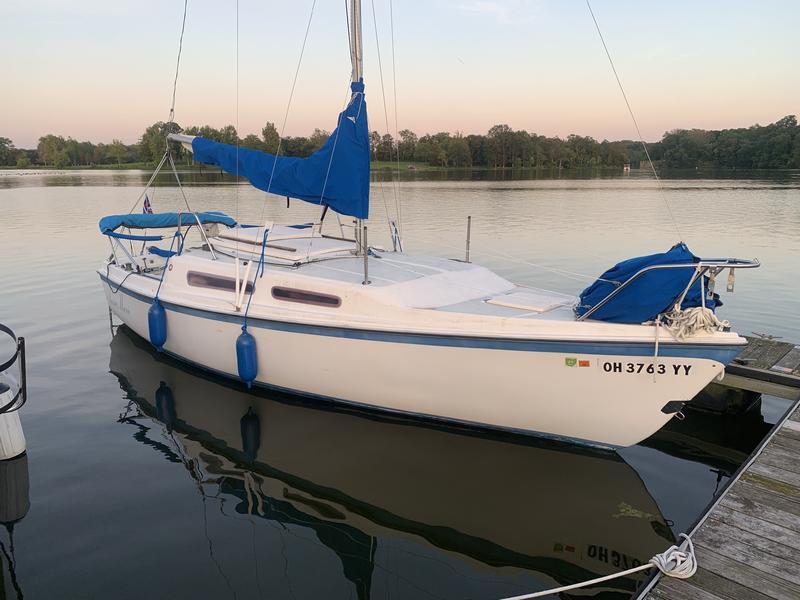 1981 MacGregor 25 located in Ohio for sale