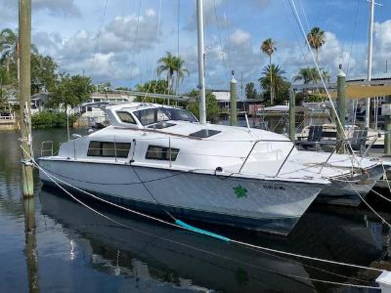 1986 Performance Cruising Inc Gemini 3000 Catamaran Sailboat located in Florida for sale