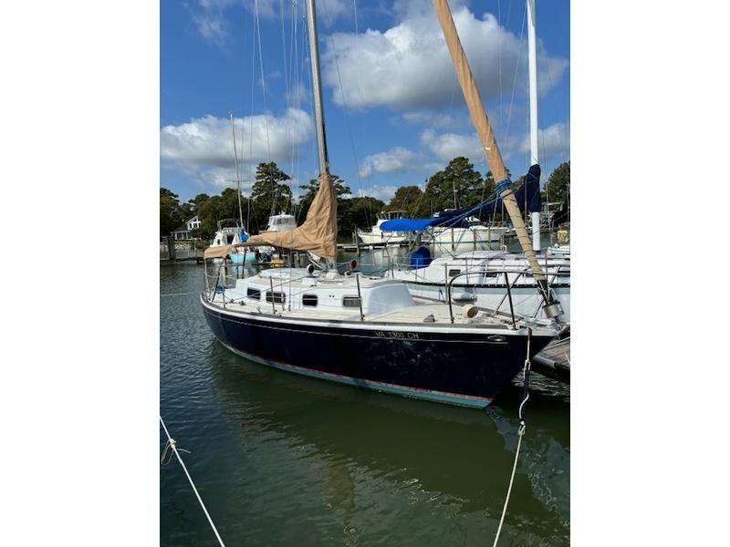 1974 Tartan 30 located in Virginia for sale
