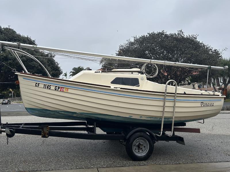 1981 Montgomery 15 located in California for sale