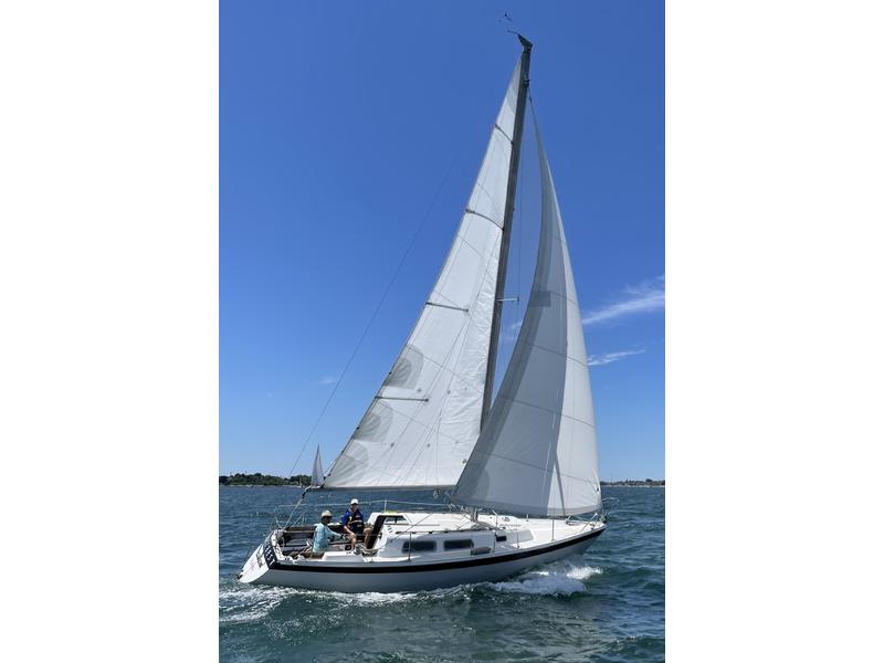 1969 Jensen Marine Cal 2-30 located in Massachusetts for sale