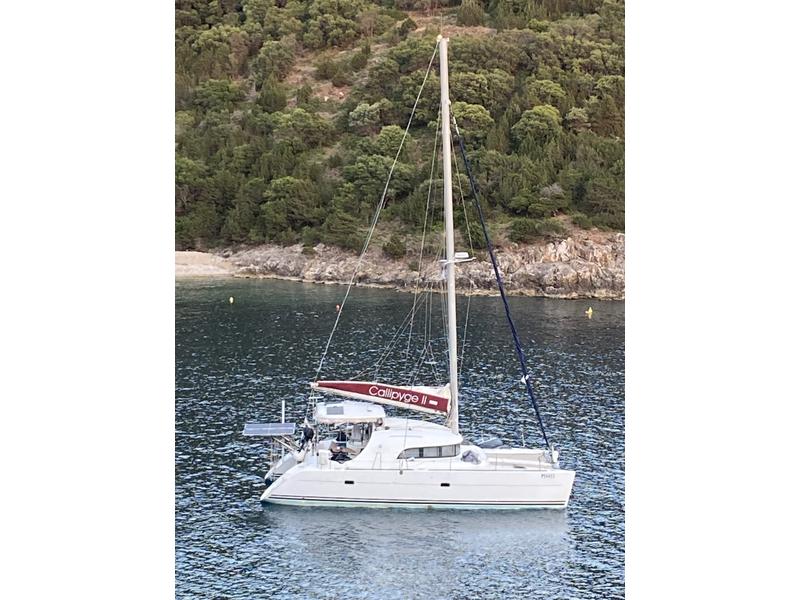 2002 Lagoon 380 located in  for sale