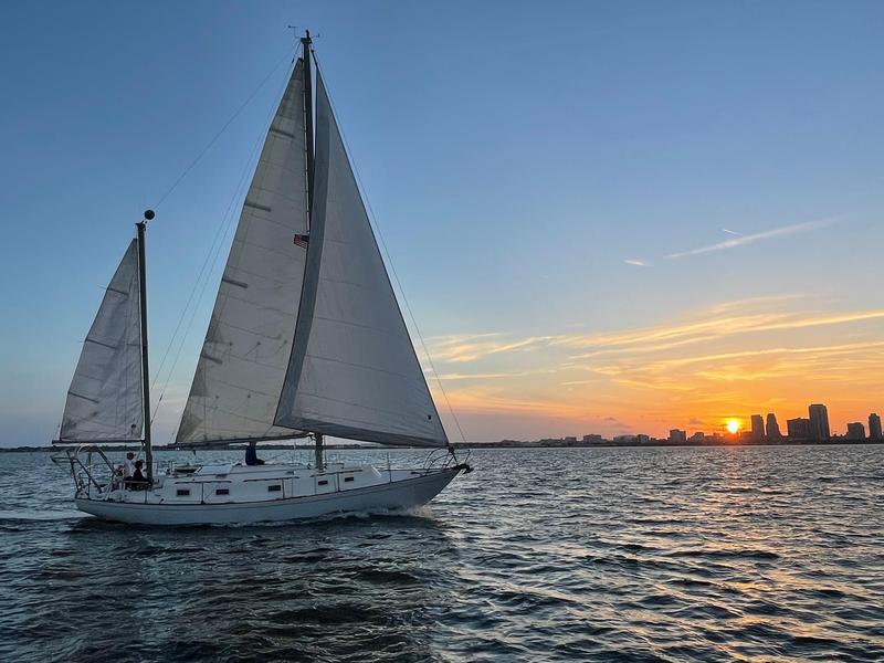 1973 Morgan 40 Cruising Ketch located in Florida for sale
