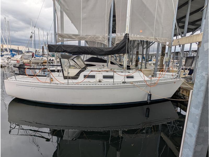 1986 J Boats TPI J-28 J28 J/28 located in Washington for sale