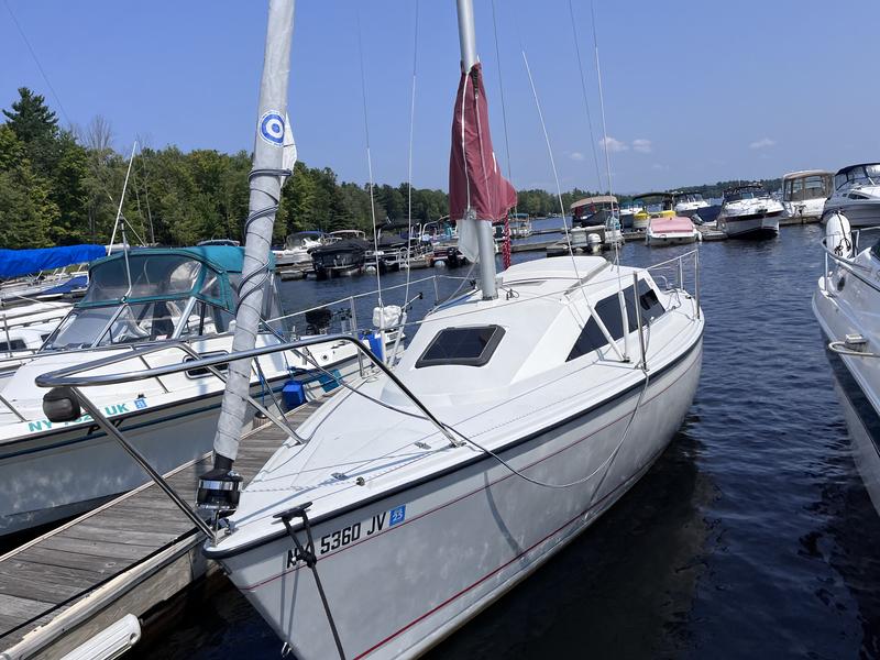 1988 O'Day 240 located in New York for sale