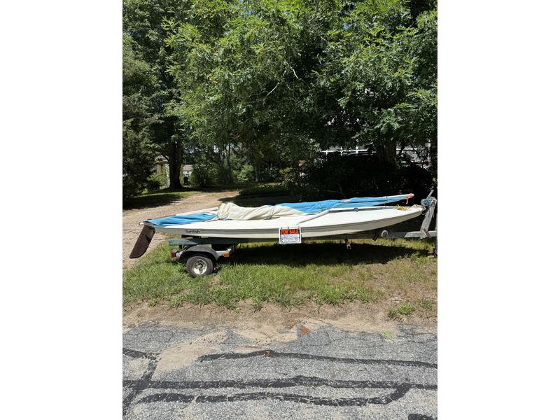 1989 Pearson small boats Sunfish located in Rhode Island for sale