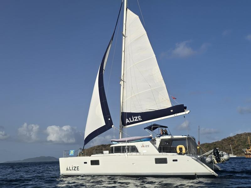 2005 Lagoon 440 located in  for sale