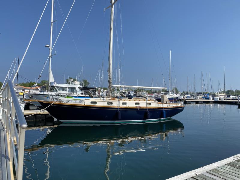 1986 Cape Dory 36 located in New York for sale