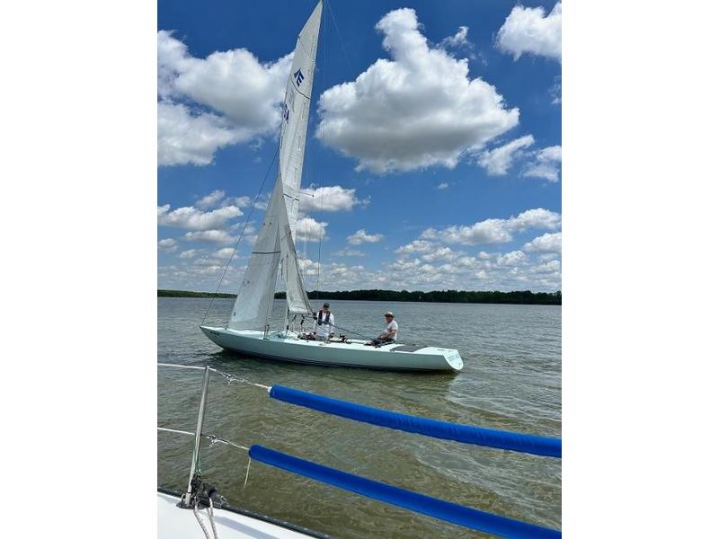 1982 Etchell Custom Onterario Yacht located in Illinois for sale