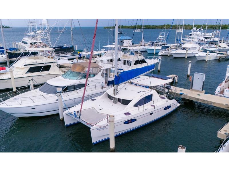 2011 Leopard 38 located in  for sale