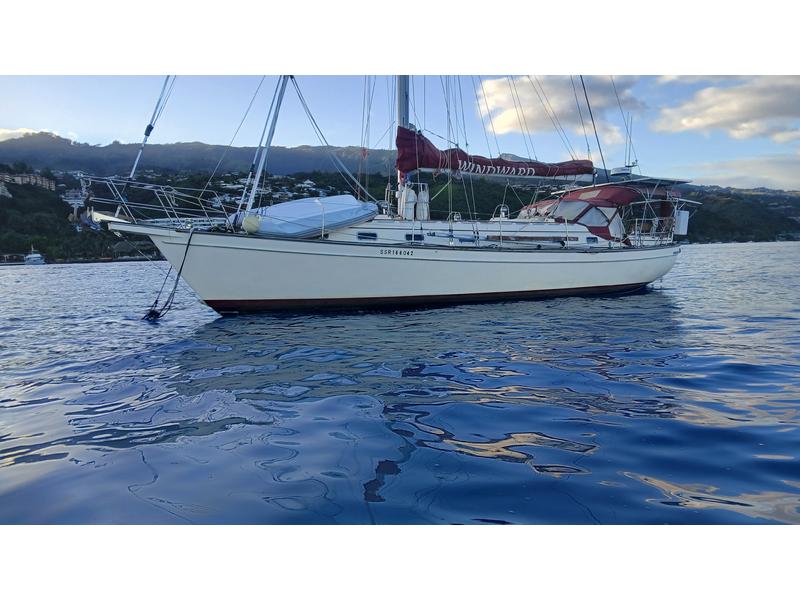 1999 Island Packet 45 located in  for sale