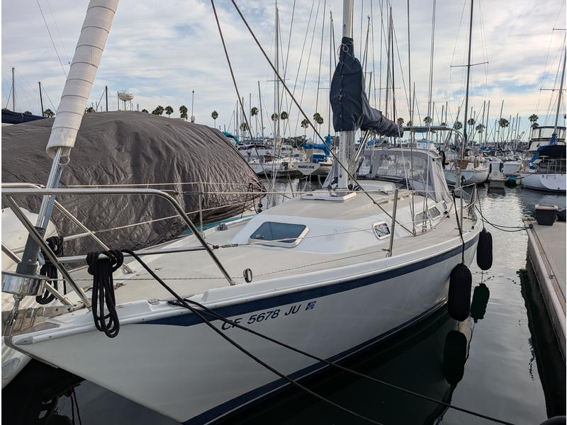 1989 Ericson 32-200 located in California for sale
