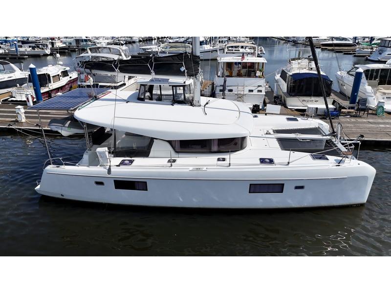 2019 Lagoon 42 Owners Version located in  for sale