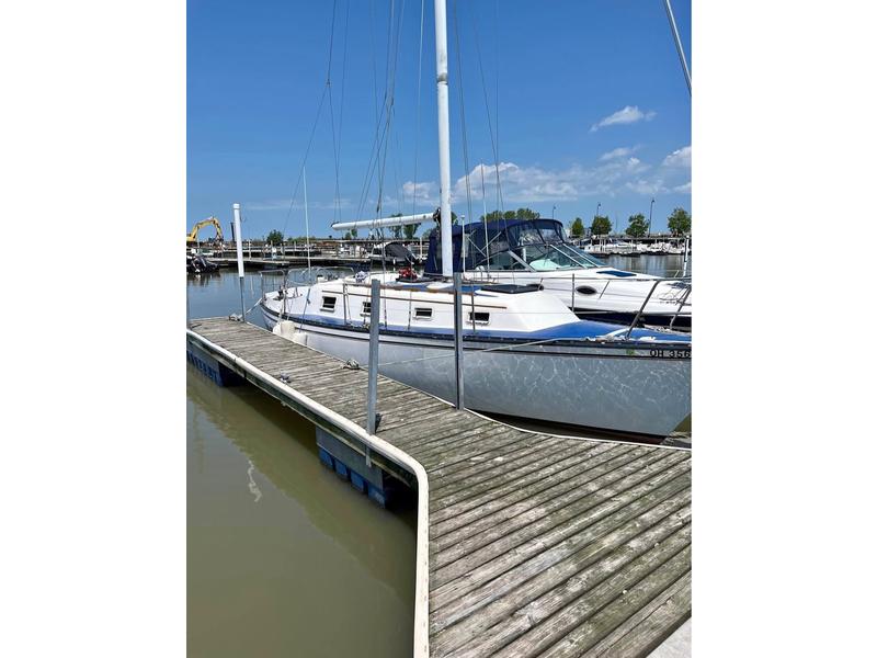 1980 Hunter Cherubini located in Ohio for sale