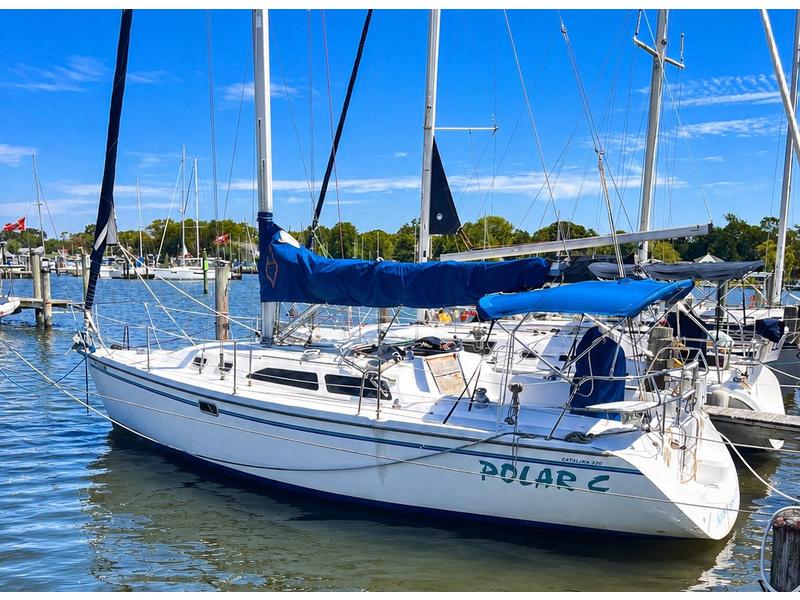 1996 Catalina C320 located in  for sale