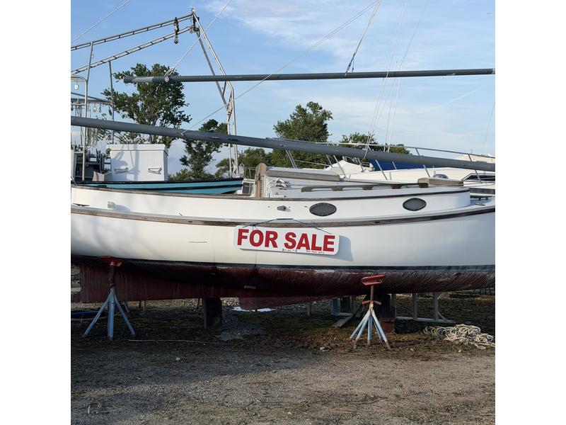 1989 Marshall Catboat located in Virginia for sale