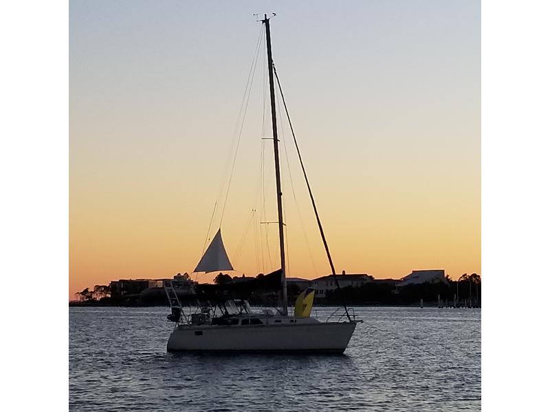 1991 Hunter 30T located in Florida for sale