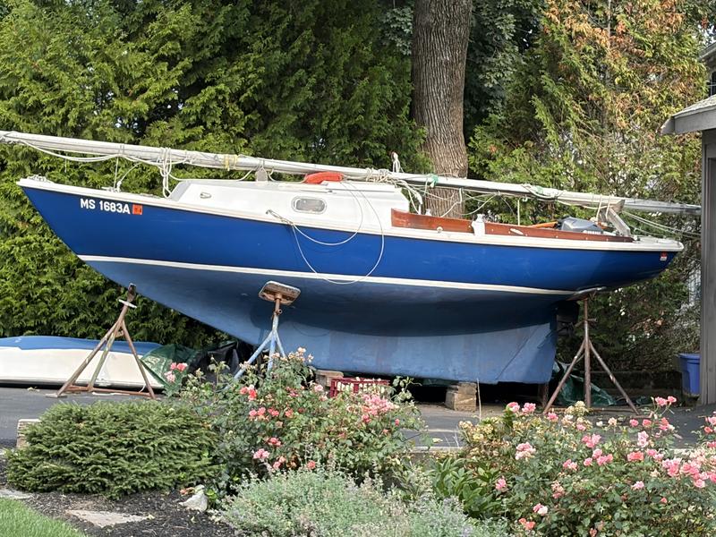 1966 Sailstar Corinthian 19 located in Massachusetts for sale