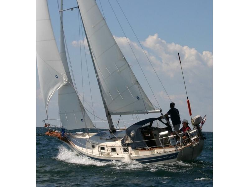 1988 Bayfield 32C located in Outside United States for sale