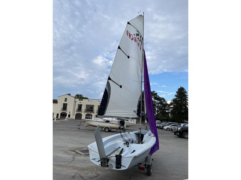 2011 RS sailing Vision XL located in Ohio for sale
