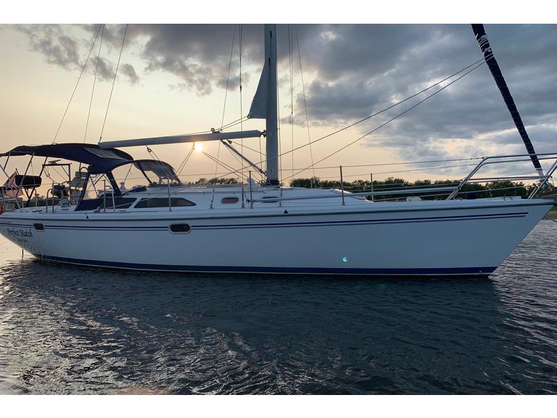  Catalina 36 MKII located in Outside United States for sale
