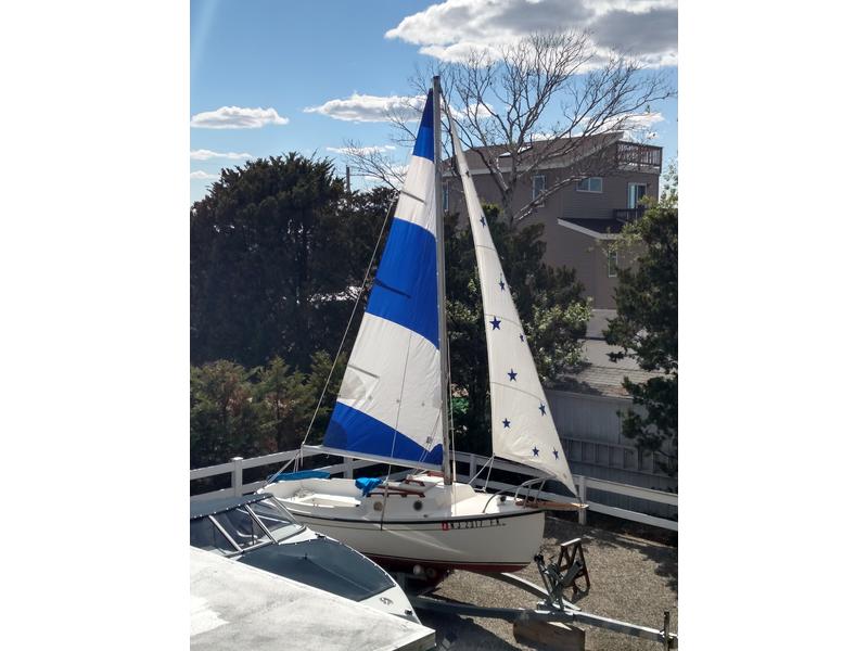1980 Hutchins Co COM-PAC 16 located in New Jersey for sale