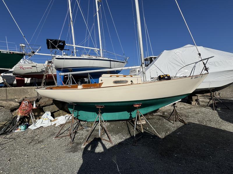 1978 CE Ryder Sea Sprite 23 Weekender located in Rhode Island for sale