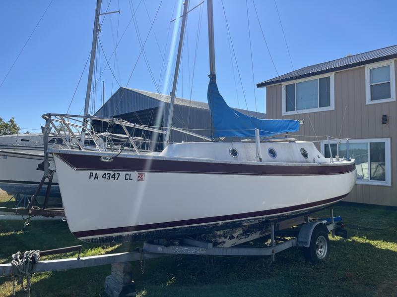 1986 Hake Yachts Seaward 22 located in New York for sale