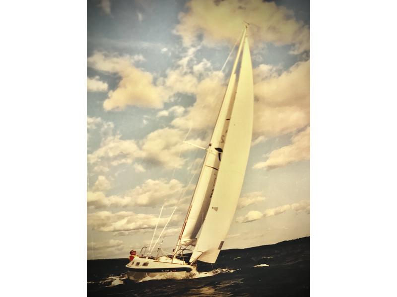 1973 Tanzer Tanzer 22 - Fin Keel located in Maine for sale