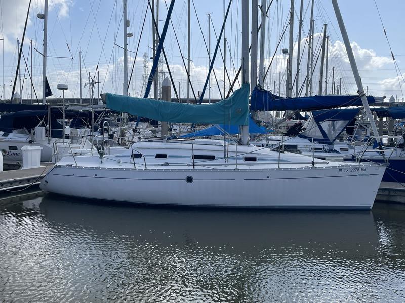 1992 Beneteau First 310 located in Texas for sale