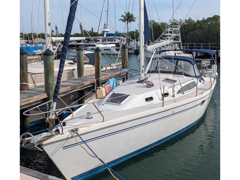 2008 Catalina 350 located in Florida for sale