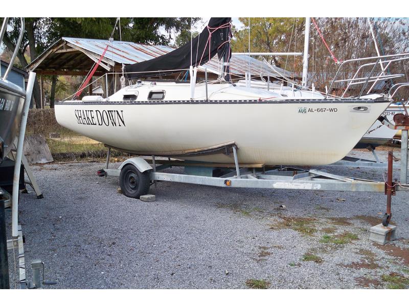 1979 mirage 236 located in Alabama for sale