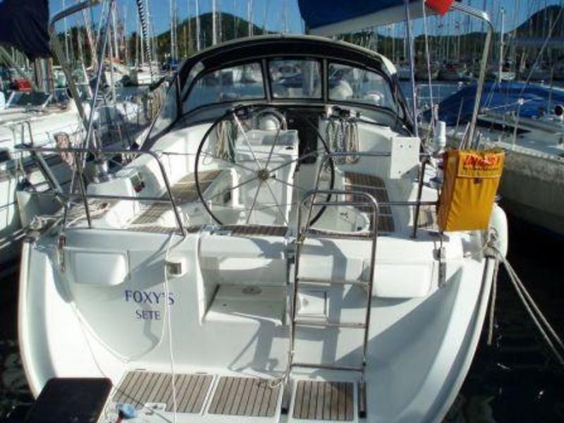 2003 BENETEAU OCEANIS 423 sailboat for sale in Outside United States