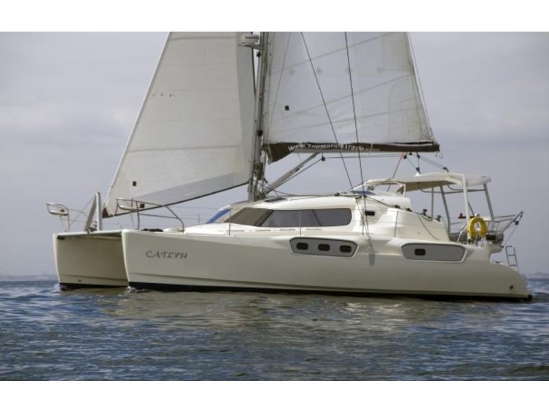 maverick 400 catamaran price