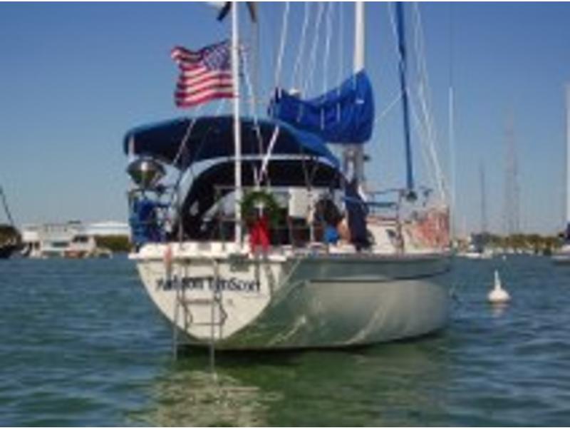 1979 Watkins 36 aft cockpit located in Florida for sale