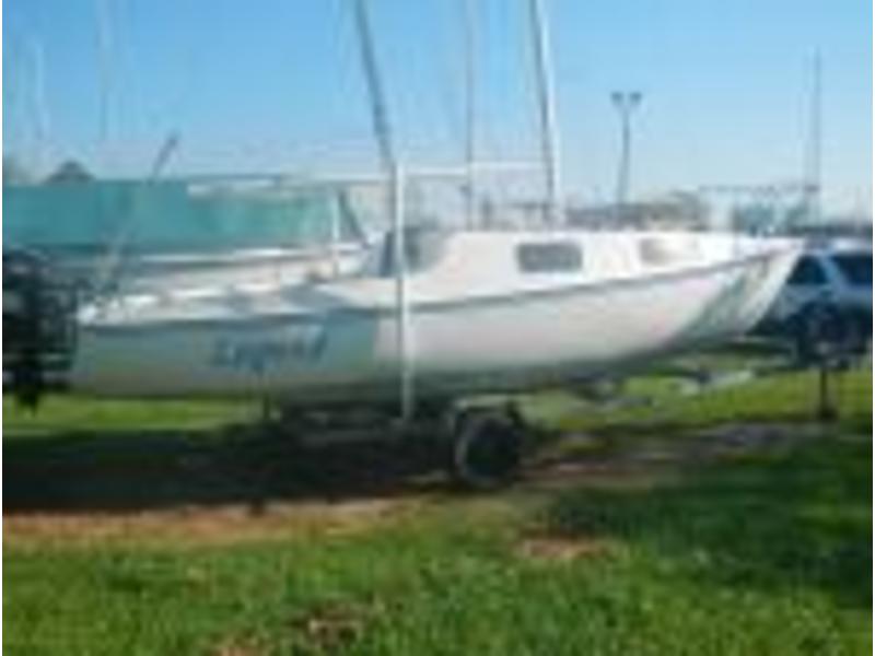 1977 Clarke San Juan 21 located in Louisiana for sale