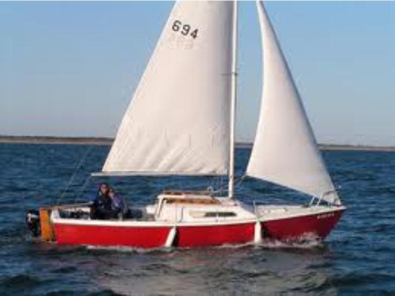 24 ft hunter sailboat