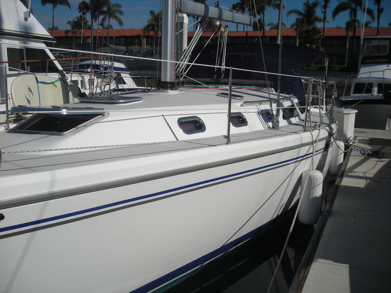 2007 CATALINA 42 MK II located in California for sale