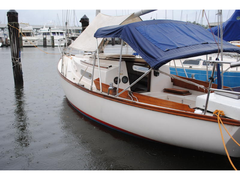 Cape Dory Cape Dory 25