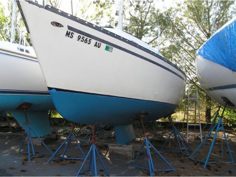 1978 hunter h27 sailboat for sale in Massachusetts