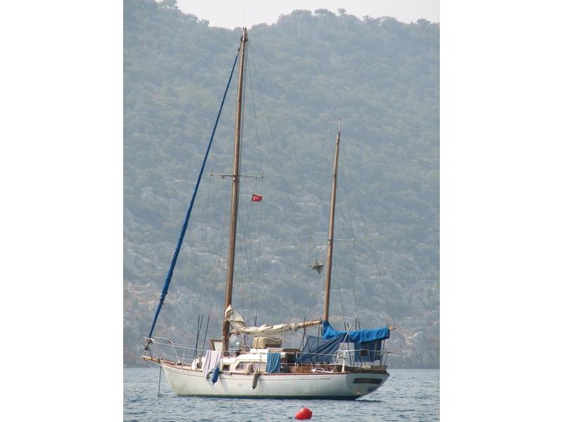 Cheoy Lee Shipyard Offshore 31' ketch